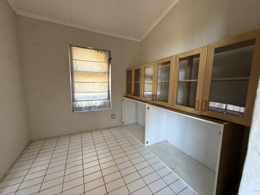 2 Bedroom Property for Sale in Stilbaai Wes Western Cape